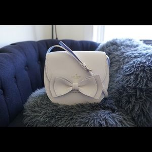 Kate Spade Vanderbilt Place white small crossbody